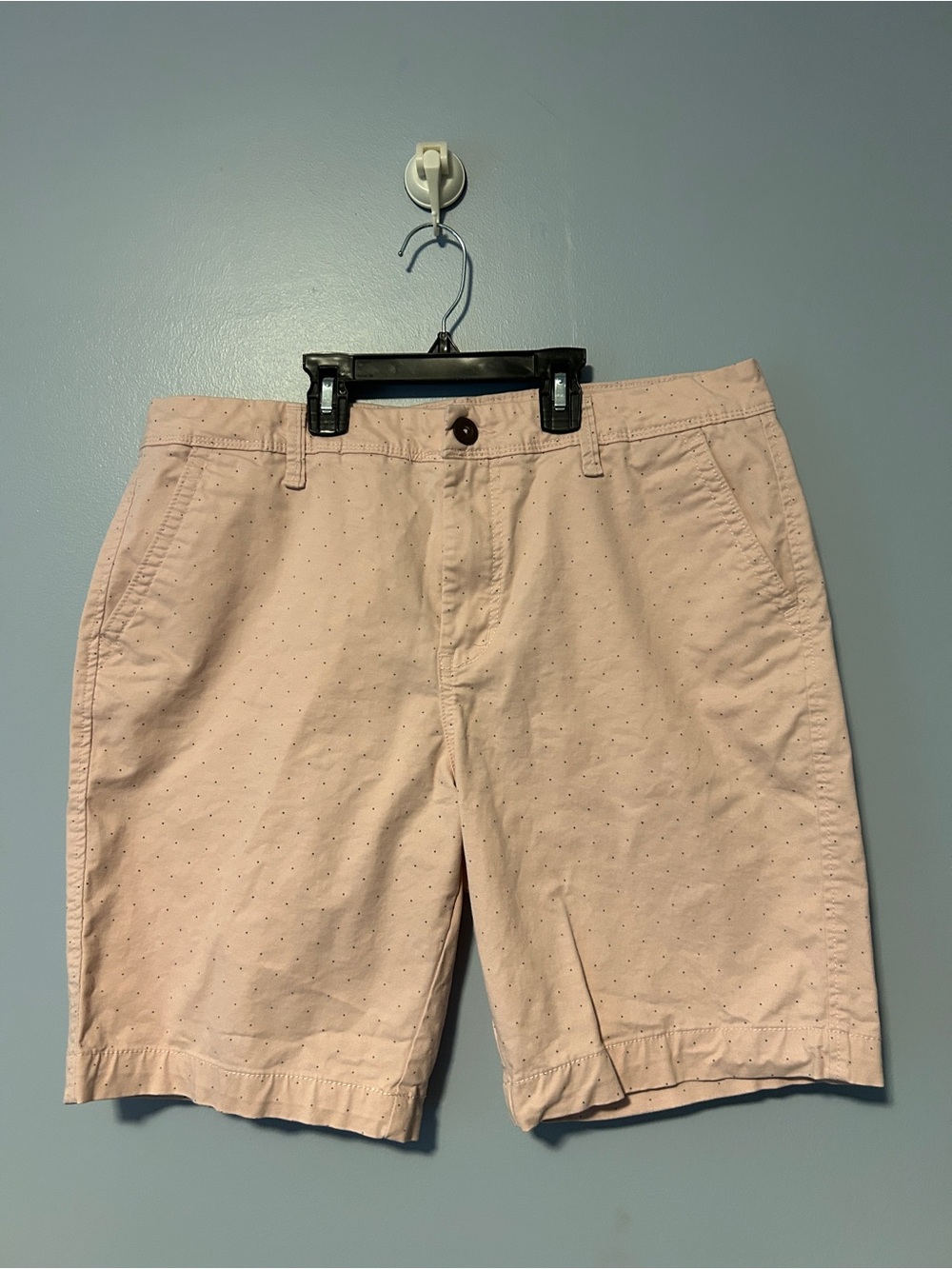 Aeropostale Light Pink Flat Front Microdot Shorts Bermuda